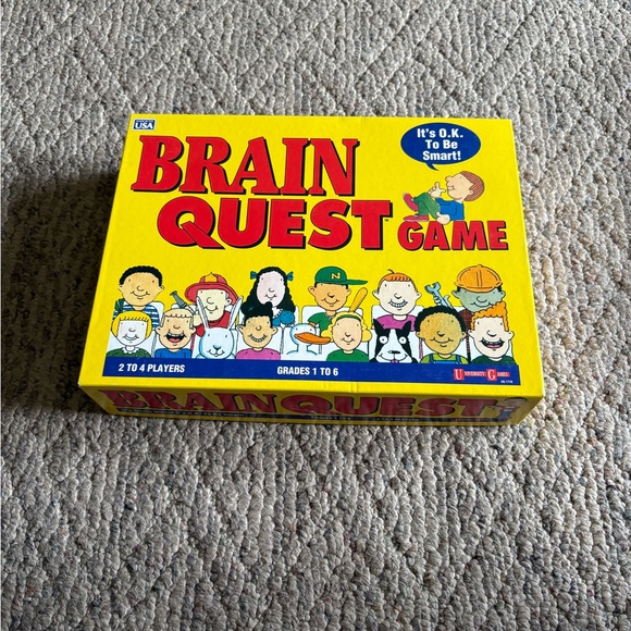 Game - Yellow - Picture 1 of 3